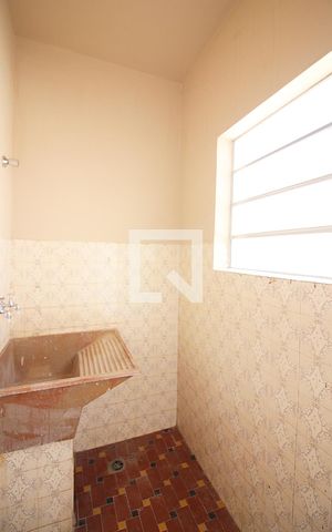 Casa à venda com 50m², 2 quartos e 1 vagaÁrea de Serviço 1