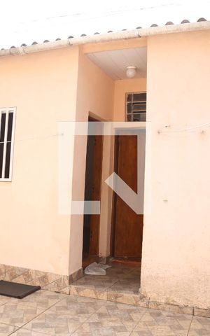 Casa à venda com 200m², 4 quartos e 2 vagasEdícula