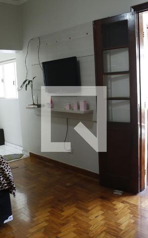 Casa à venda com 200m², 4 quartos e 2 vagasSuíte