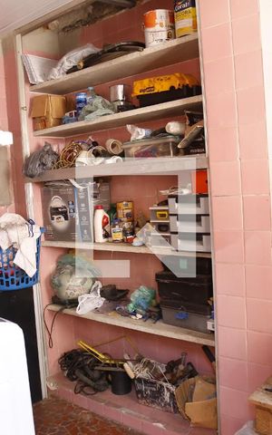 Casa à venda com 200m², 4 quartos e 2 vagasÁrea de Serviço-Edícula