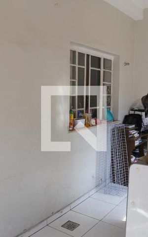 Casa à venda com 200m², 4 quartos e 2 vagasÁrea de Serviço 1