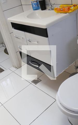 Casa à venda com 200m², 4 quartos e 2 vagasBanheiro da Suíte