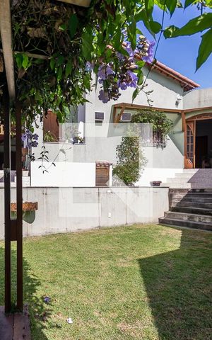 Casa à venda com 128m², 2 quartos e 2 vagas Casa à venda com 128m², 2 quartos e 2 vagasÁrea Externa