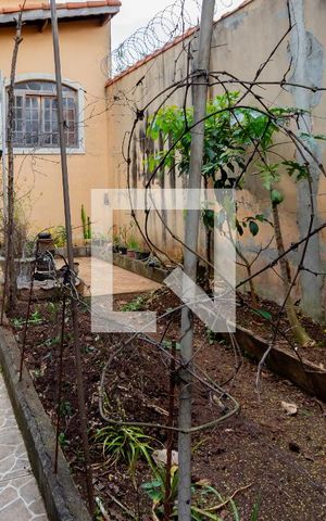 Casa à venda com 273m², 3 quartos e 3 vagas Casa à venda com 273m², 3 quartos e 3 vagasQuintal