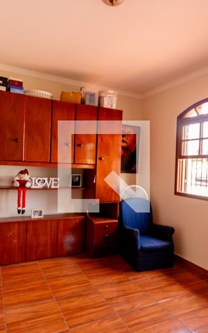Casa à venda com 273m², 3 quartos e 3 vagas Casa à venda com 273m², 3 quartos e 3 vagasSuíte 1