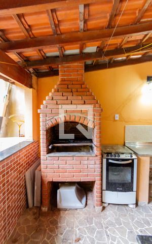 Casa à venda com 273m², 3 quartos e 3 vagas Casa à venda com 273m², 3 quartos e 3 vagasChurrasqueira