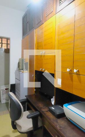 Casa à venda com 227m², 3 quartos e 2 vagasQuarto de Serviço