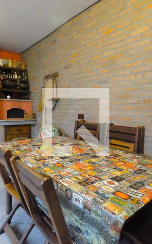 Casa à venda com 227m², 3 quartos e 2 vagasSalão