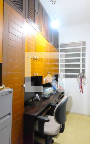 Casa à venda com 227m², 3 quartos e 2 vagasQuarto de Serviço
