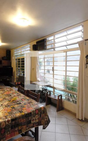 Casa à venda com 227m², 3 quartos e 2 vagasSalão
