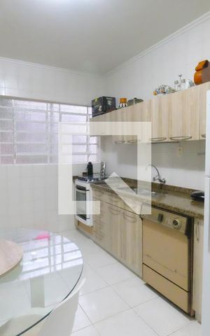 Casa à venda com 227m², 3 quartos e 2 vagasCozinha