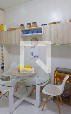 Casa à venda com 227m², 3 quartos e 2 vagasCozinha