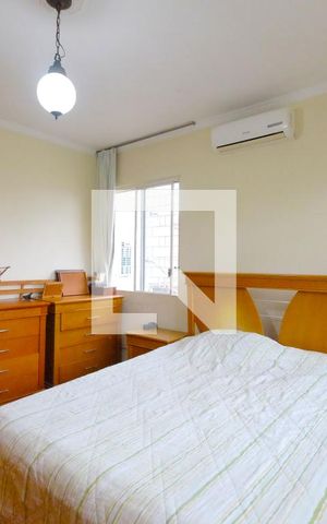 Casa à venda com 227m², 3 quartos e 2 vagasQuarto 1