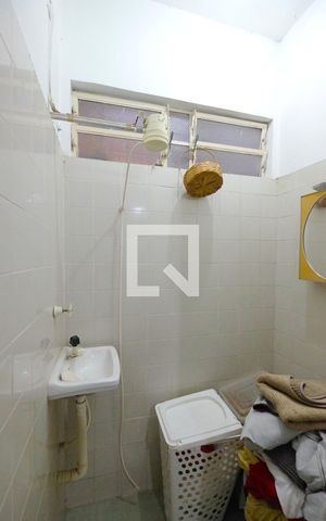 Casa à venda com 227m², 3 quartos e 2 vagasQuarto de Serviço
