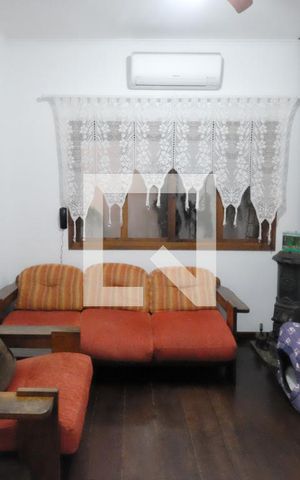 Casa à venda com 227m², 3 quartos e 2 vagasSala 2