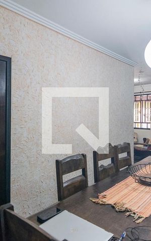 Casa para alugar com 179m², 2 quartos e 1 vaga Casa para alugar com 179m², 2 quartos e 1 vagaSala