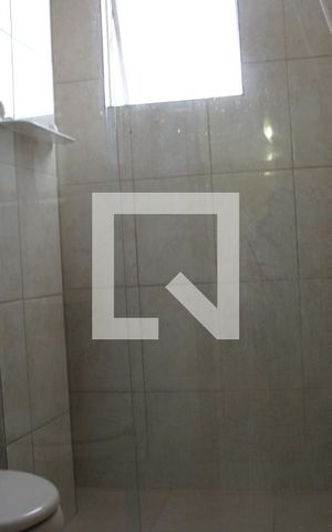 Apartamento para alugar com 54m², 1 quarto e sem vagaDetalhe do banheiro