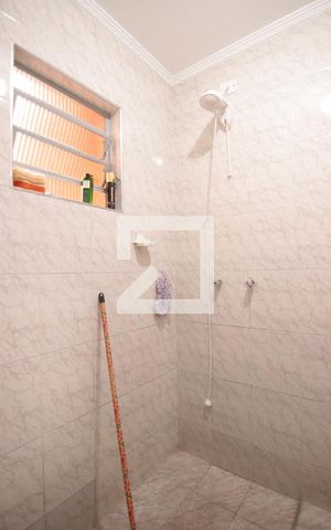 Casa à venda com 125m², 2 quartos e 1 vagaBanheiro