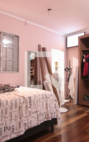 Casa à venda com 125m², 2 quartos e 1 vagaQuarto