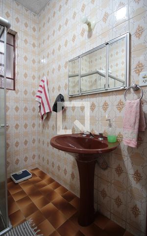Casa à venda com 360m², 3 quartos e 4 vagasBanheiro