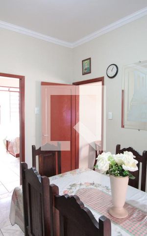 Casa à venda com 360m², 3 quartos e 4 vagasCopa