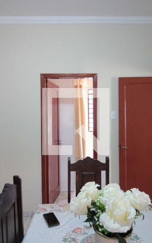 Casa à venda com 360m², 3 quartos e 4 vagasCopa