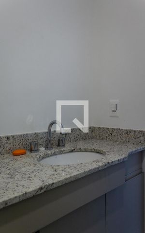 Studio à venda com 27m², 1 quarto e 1 vaga Studio à venda com 27m², 1 quarto e 1 vagaBanheiro