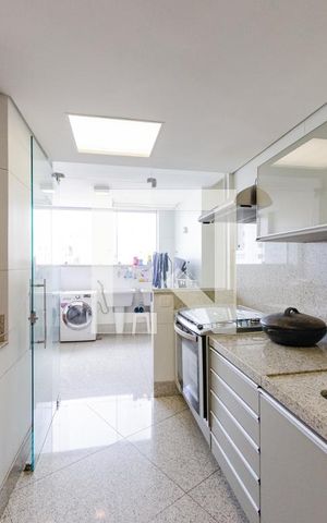 Apartamento à venda com 320m², 5 quartos e 1 vaga Apartamento à venda com 320m², 5 quartos e 1 vagaCozinha
