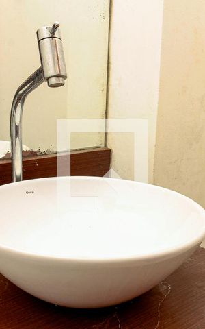 Casa à venda com 230m², 3 quartos e 4 vagas Casa à venda com 230m², 3 quartos e 4 vagasLavabo