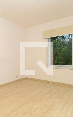 Casa à venda com 230m², 3 quartos e 4 vagas Casa à venda com 230m², 3 quartos e 4 vagasSuíte