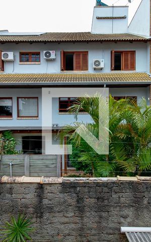 Casa à venda com 230m², 3 quartos e 4 vagas Casa à venda com 230m², 3 quartos e 4 vagasVista do Quarto 1