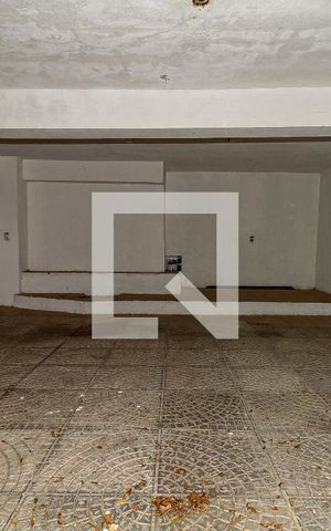 Casa à venda com 230m², 3 quartos e 4 vagas Casa à venda com 230m², 3 quartos e 4 vagasGaragem