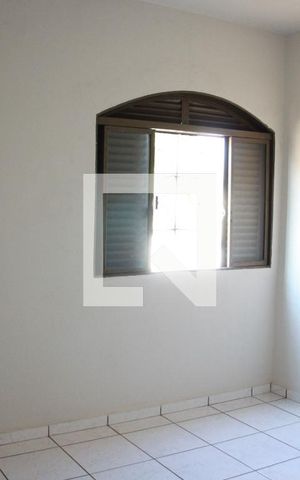 Casa para alugar com 300m², 6 quartos e 6 vagasQuarto 2