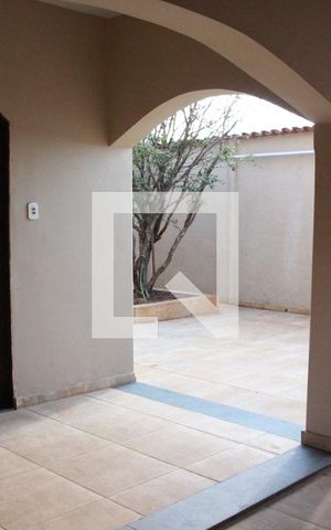 Casa para alugar com 300m², 6 quartos e 6 vagasVaranda