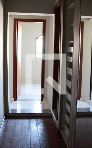 Casa para alugar com 300m², 6 quartos e 6 vagasCorredor