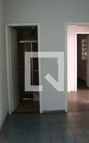 Casa para alugar com 300m², 6 quartos e 6 vagasSuíte 2