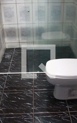 Casa para alugar com 300m², 6 quartos e 6 vagasBanheiro 1