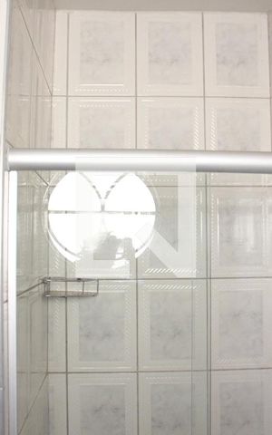 Casa para alugar com 300m², 6 quartos e 6 vagasBanheiro 2