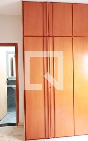 Casa para alugar com 200m², 4 quartos e 4 vagasSuíte 2