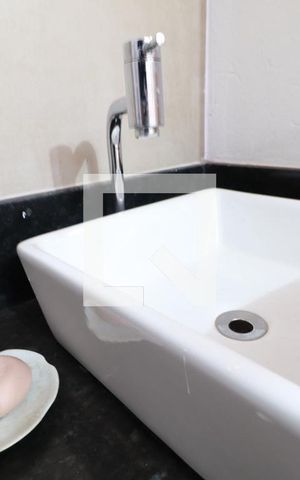 Casa para alugar com 200m², 4 quartos e 4 vagasLavabo