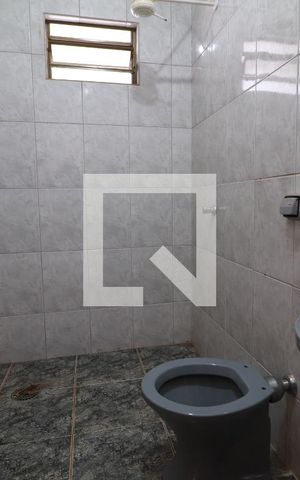 Casa para alugar com 200m², 4 quartos e 4 vagasBanheiro de serviço