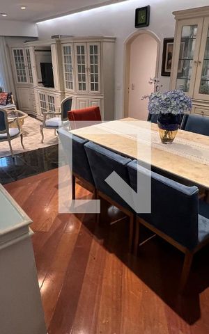 Apartamento à venda com 170m², 3 quartos e 2 vagas Apartamento à venda com 170m², 3 quartos e 2 vagasSala de Jantar