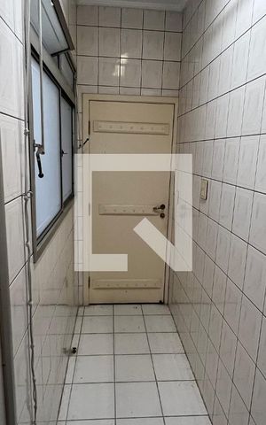 Apartamento à venda com 170m², 3 quartos e 2 vagas Apartamento à venda com 170m², 3 quartos e 2 vagasÁrea de Serviço