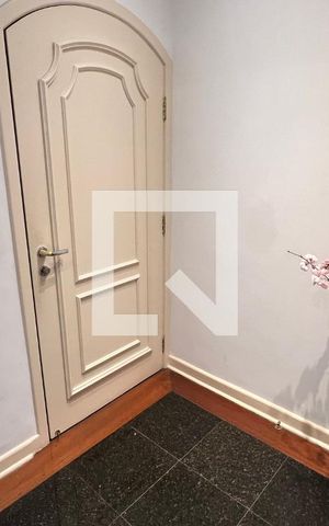 Apartamento à venda com 170m², 3 quartos e 2 vagas Apartamento à venda com 170m², 3 quartos e 2 vagasHall