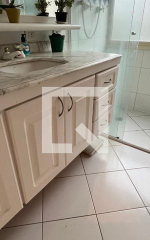 Apartamento à venda com 170m², 3 quartos e 2 vagas Apartamento à venda com 170m², 3 quartos e 2 vagasBanheiro