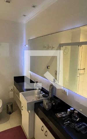 Apartamento à venda com 170m², 3 quartos e 2 vagas Apartamento à venda com 170m², 3 quartos e 2 vagasBanheiro da Suíte