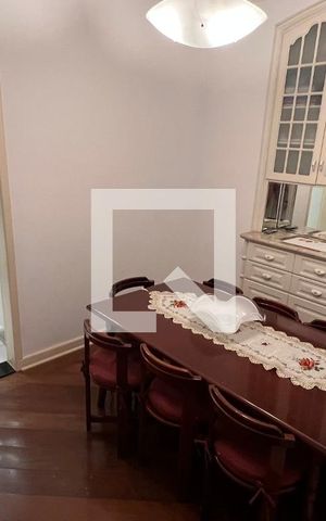 Apartamento à venda com 170m², 3 quartos e 2 vagas Apartamento à venda com 170m², 3 quartos e 2 vagasCopa