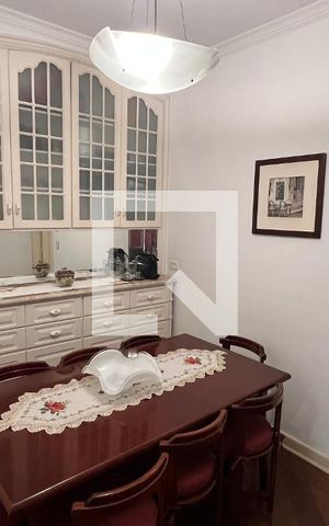 Apartamento à venda com 170m², 3 quartos e 2 vagas Apartamento à venda com 170m², 3 quartos e 2 vagasCopa