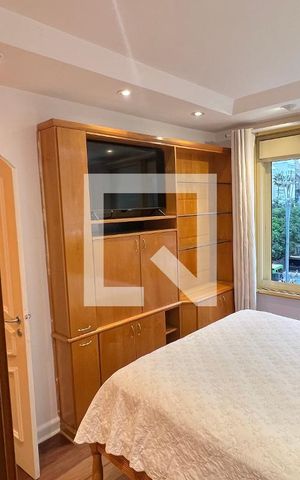Apartamento à venda com 170m², 3 quartos e 2 vagas Apartamento à venda com 170m², 3 quartos e 2 vagasSuite