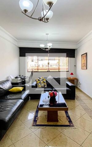 Casa à venda com 260m², 3 quartos e 5 vagasSala